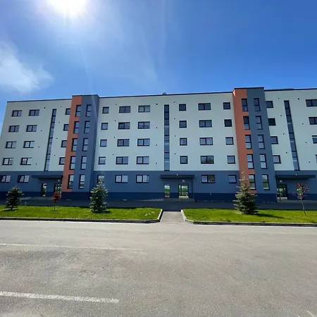 Lille With A Sunny Balcony Apartment Parnu